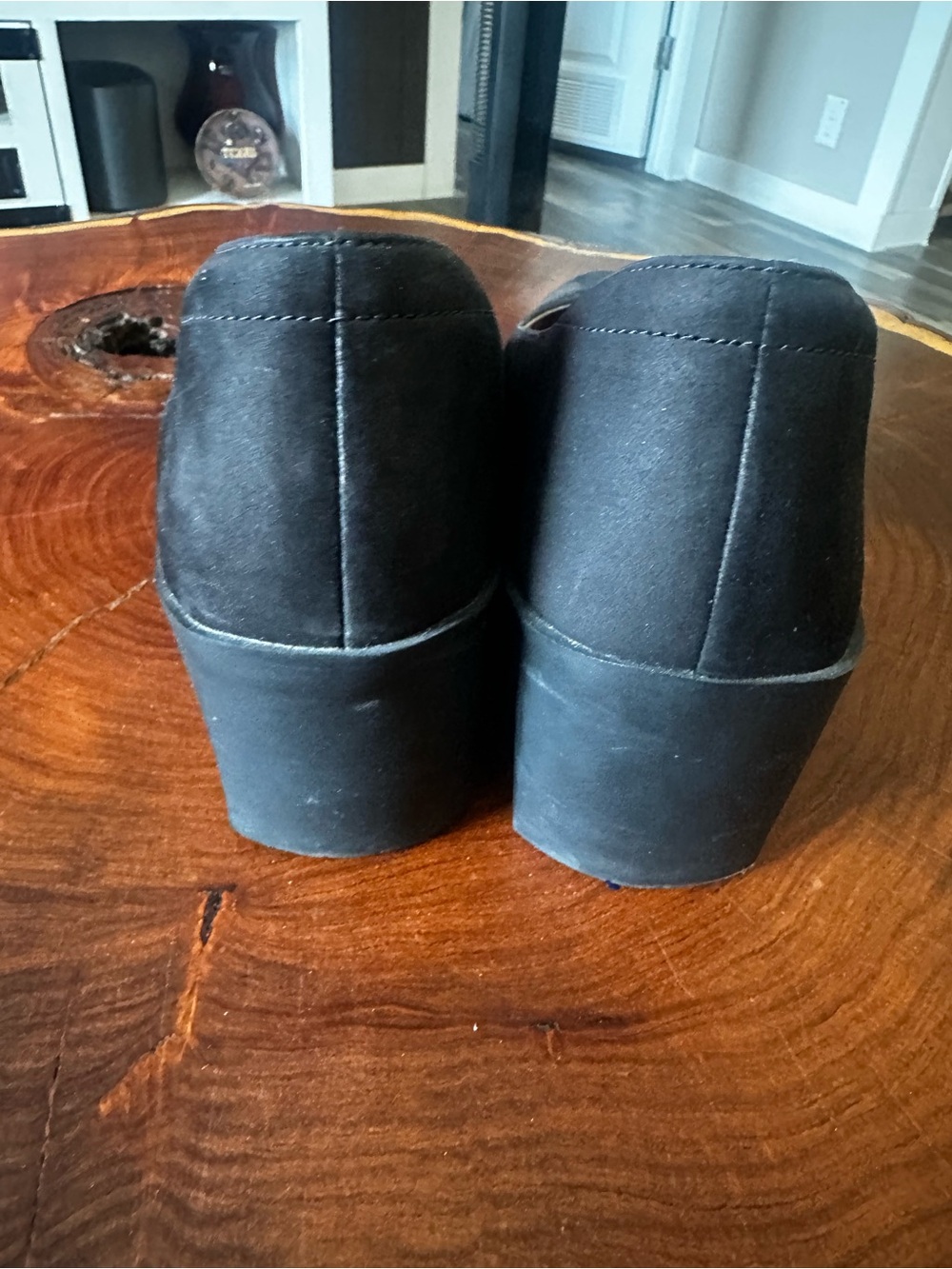 Vionic Black Women's Classic Ballet Flats - Picture 4 of 6